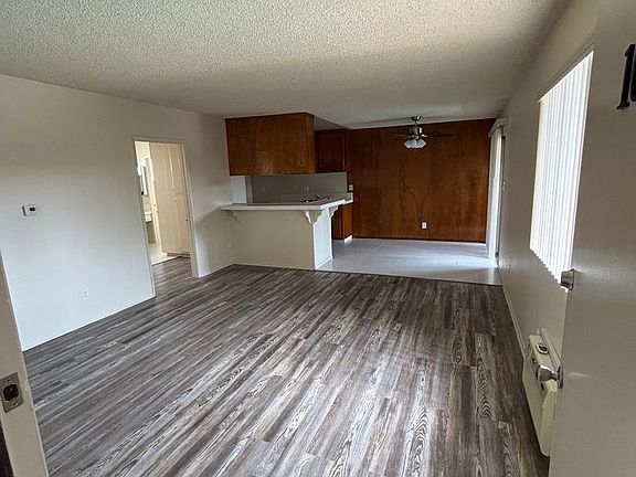 2nd image of 1776-1786 W Glencrest Ave #76-10