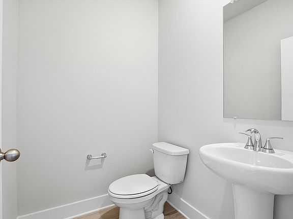 Welcome to the Dakota floorplan at Ashby Woods.
