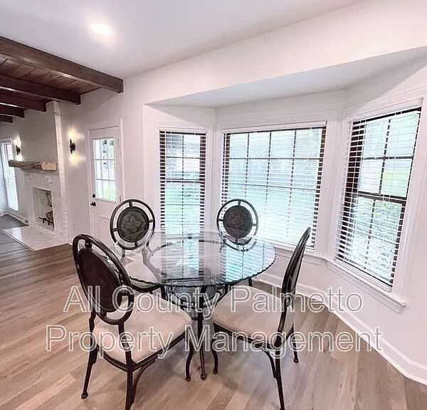 101 Huckleberry Ln — Photo 7