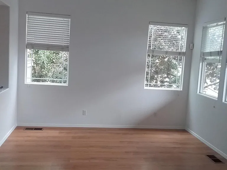1665 Cattlemen Ct — Photo 6