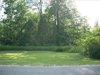 3rd image of 9936 51st St