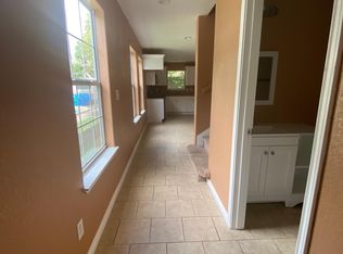3107 W Travis St #102, San Antonio, TX 78207