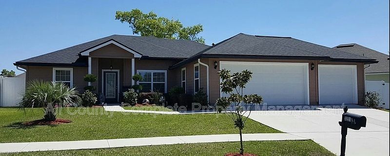 1st image of 3221 Deer Creek Dr