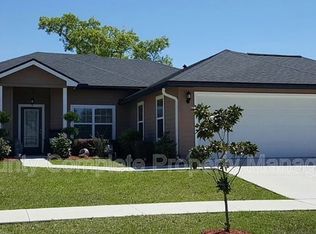 3221 Deer Creek Dr, Middleburg, FL 32068