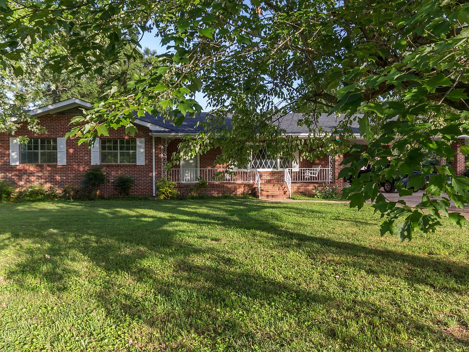 1st image of 9003 Lake Carolyn Ln