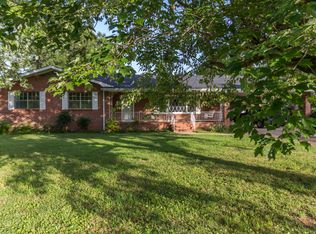 9003 Lake Carolyn Ln, Soddy Daisy, TN 37379