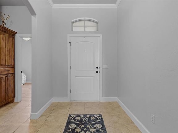 4th image of 1812 NE 1st St