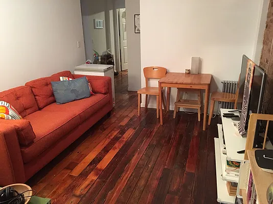 Rented by EXR | media 15