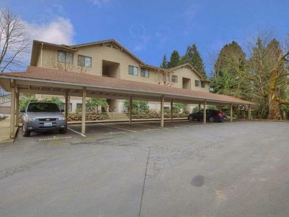 Parking & entrance