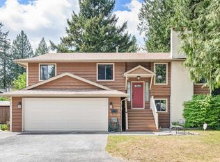 20718 Camwood Ave, Maple Ridge, BC V2X 7W9