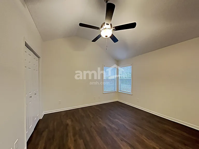 1325 Georgetown Dr — Photo 6