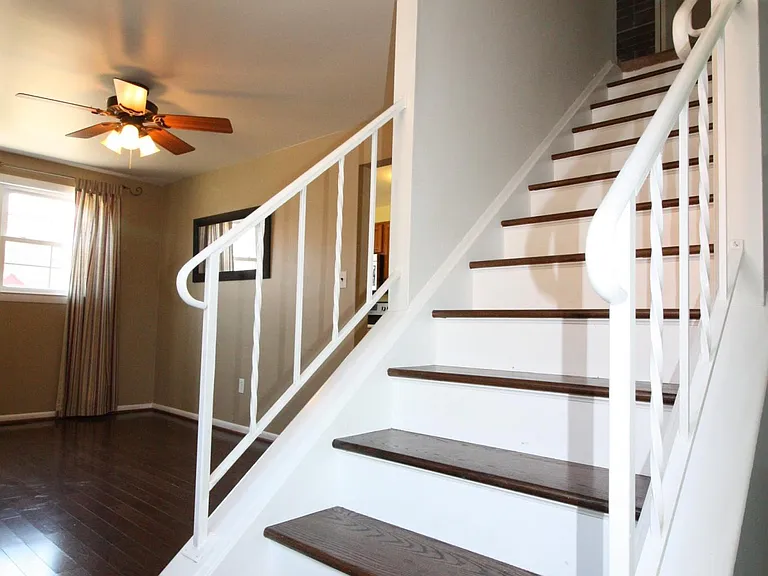 1128 Circle Dr — Photo 8