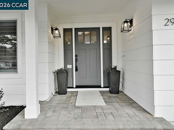 4th image of 2941 Roundhill Rd