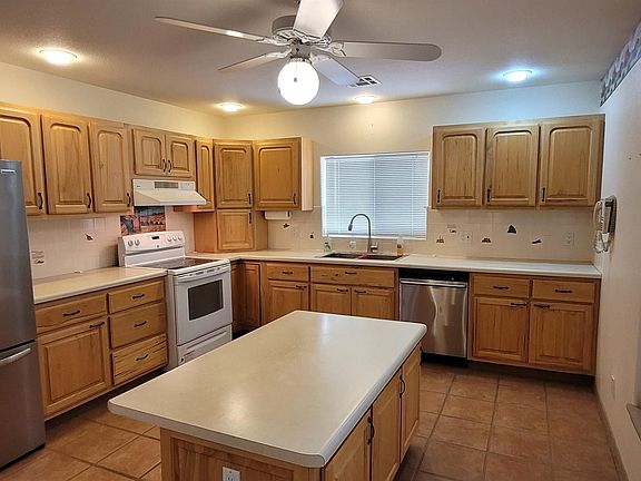4th image of 214 Rio Vista Rd