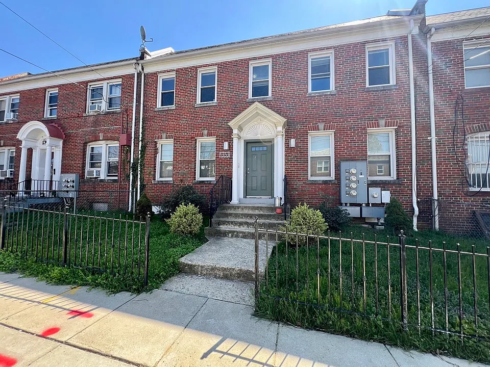 1353 Adams St NE #3