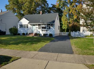 800 Newcomb Rd, Ridgewood, NJ 07450