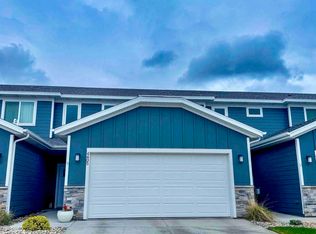 4405 E Leubecher Pl, Sioux Falls, SD 57108