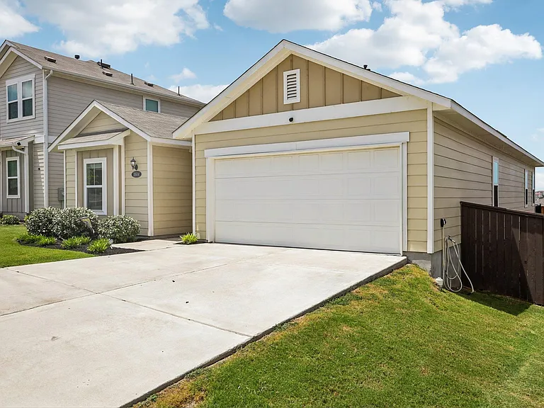 11604 Comano Dr — Photo 3