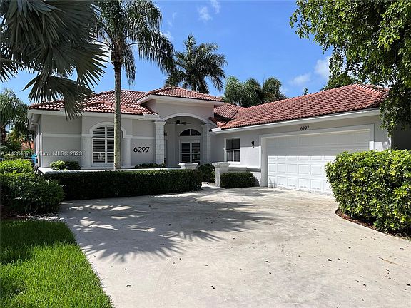 2nd image of 6297 Old Medinah Cir