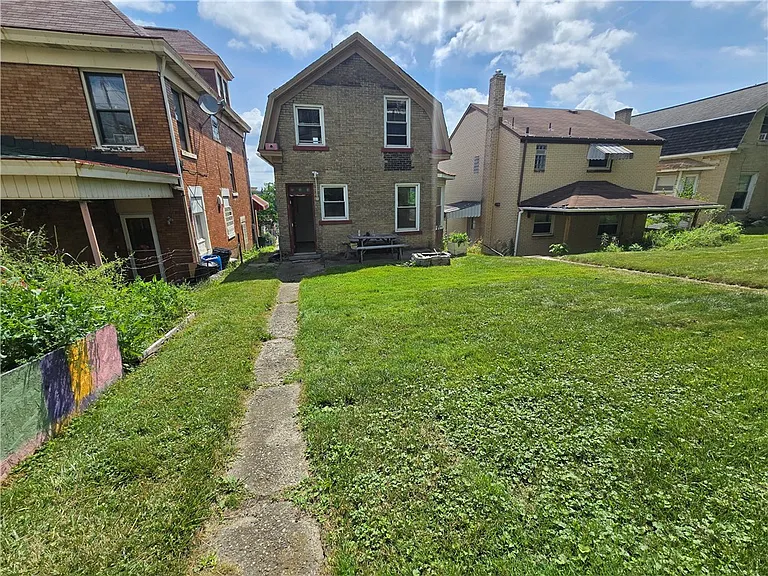 1602 Fallowfield Ave — Photo 37