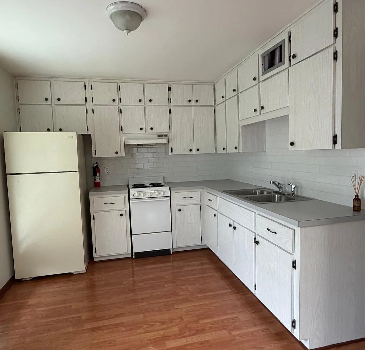 1 bed, 1100 sqft, $1,750 — Photo 4