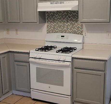 3rd image of 10500 Blanco Dr NW