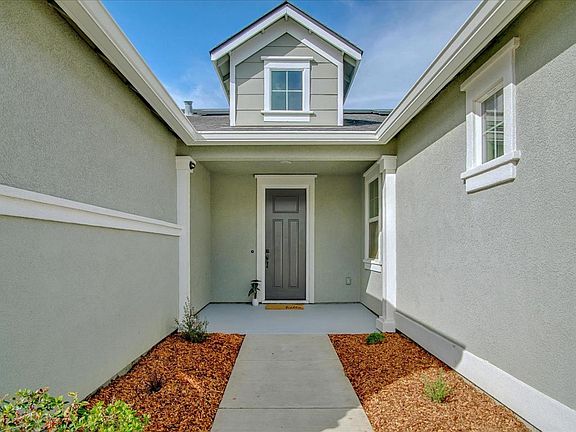 5th image of 208 Sundance Dr