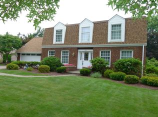 103 Carrie Ann Dr, New Kensington, PA 15068