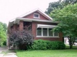 806 N Brainard St, Naperville, IL 60563