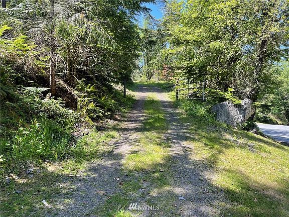 2nd image of 6842 San Juan Hill Ln