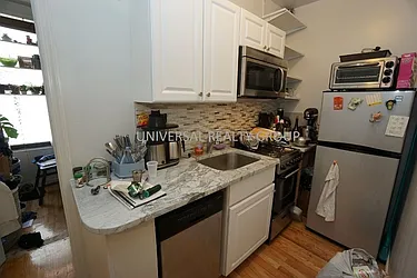 Rented by Universal Realty Group