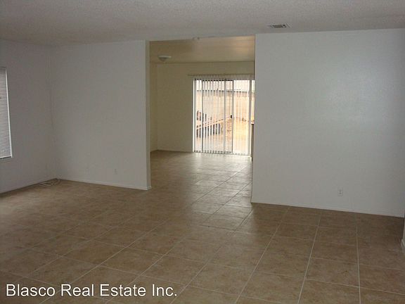 3rd image of 2839 S Pine Valley Ave