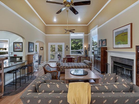 5th image of 816 Princeton Drive