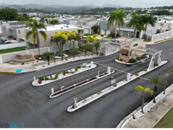 Ae 21 Aguas Tibias, Toa Alta, PR 00953