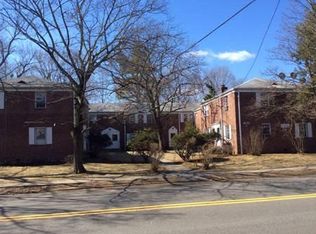 90 W Ivy Ln #A6, Englewood, NJ 07631
