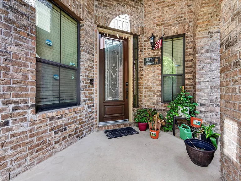 15812 Pearson Brothers Dr — Photo 28