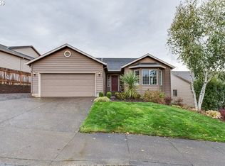 16955 SE Dunhill Loop, Damascus, OR 97089