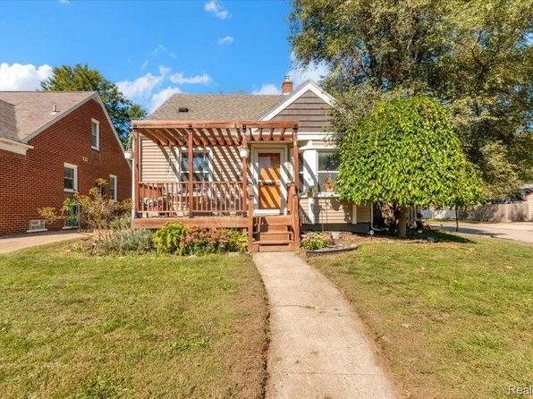 2311 Kalama Ave, Royal Oak, MI 48067