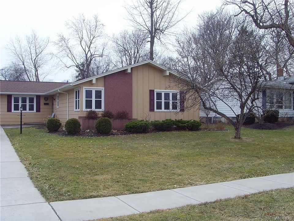 1st image of 45 Berwin Dr
