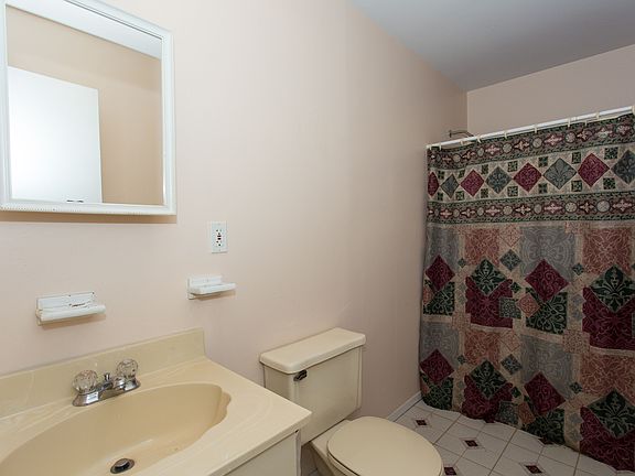 2nd image of 269 Radio Ave