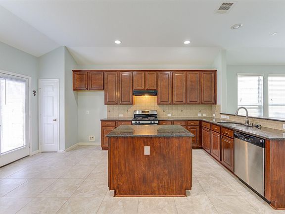 4th image of 6014 Watford Bnd