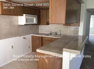 2400 Seneca St APT 203, Pasadena, CA 91107