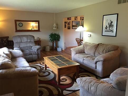 3rd image of 2981 Monroe Dr