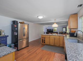 43 Maple Ave, Newton, NH 03858