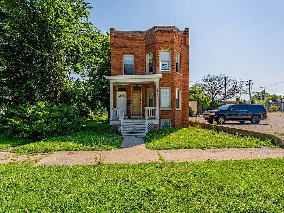 1st image of 1343 Vincennes Ave