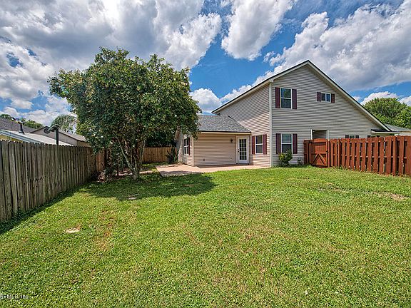 4th image of 844 E Majestic Cypress Dr