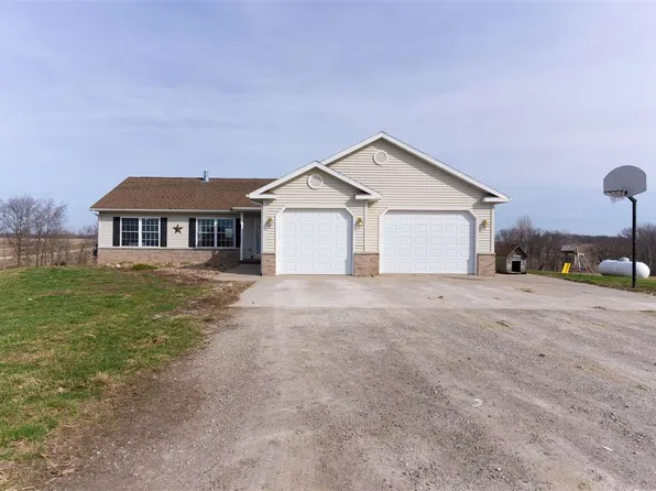 30248 190th Ave, Hedrick, IA 52563