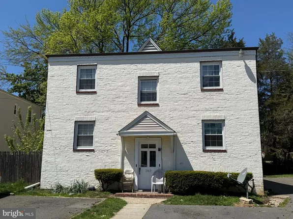 363 Concord Ave, Ewing, NJ 08618