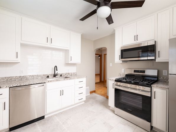 2304 E Holt Ave #2304