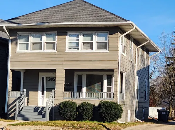 1527 Niles Ave, Saint Joseph, MI 49085